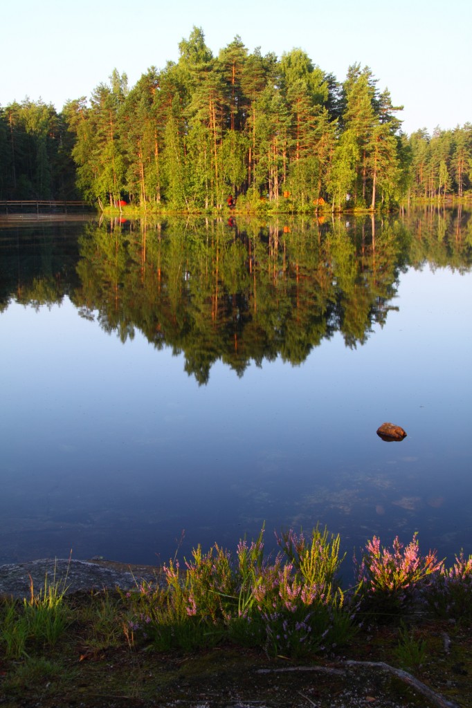 Reflection in Calm Lake dreamstime_l_18727556